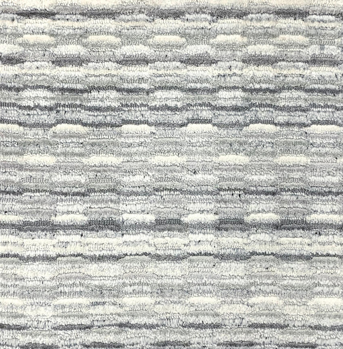 Arovia Ivory Silver carpet sample