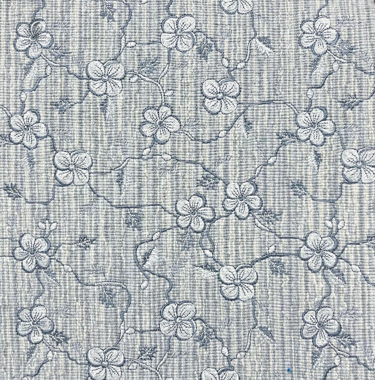 Alexis Silver carpet sample