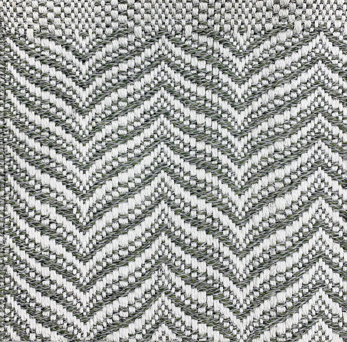 Amadore Opal Grey Snow White carpet sample