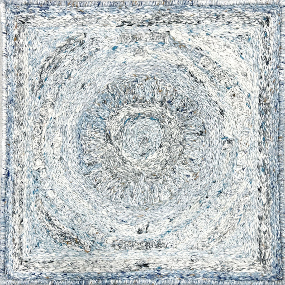 Zorenza Gray / Ivory carpet sample