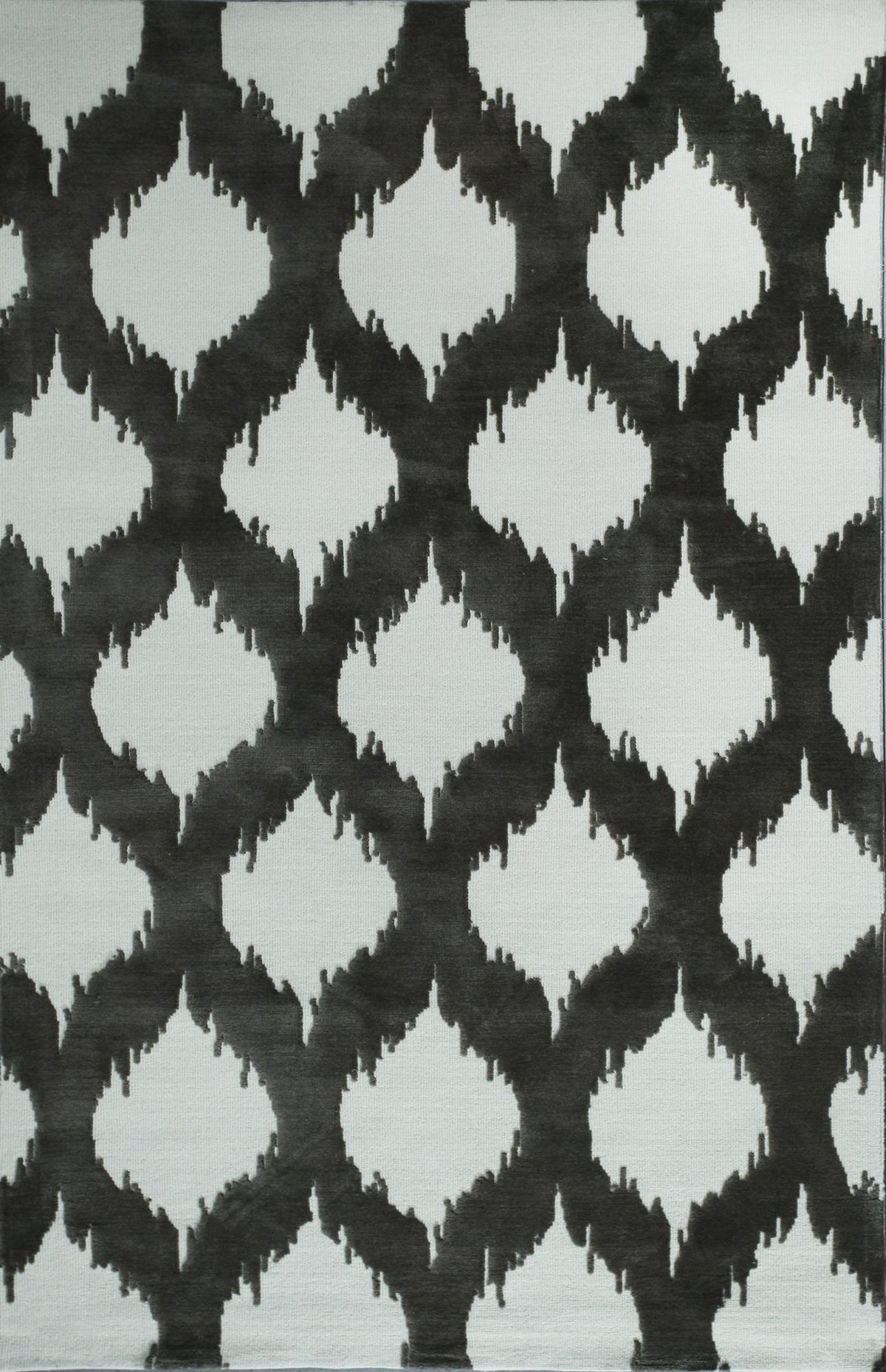 Ikat Stingray Grey Ivory carpet sample
