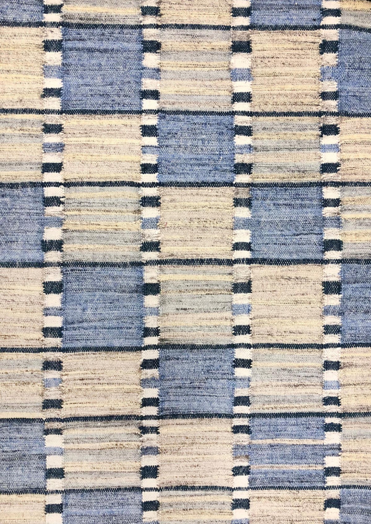 Fairhaven Charcoal / Gray / White carpet sample