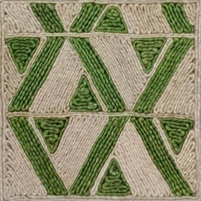 Darvena Gold / Green carpet sample