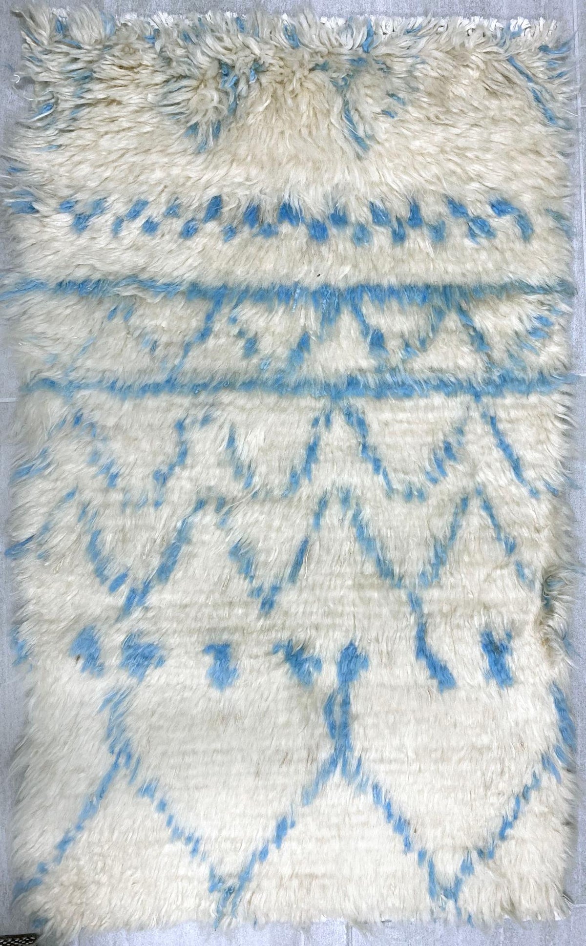Zinnara Blue carpet sample