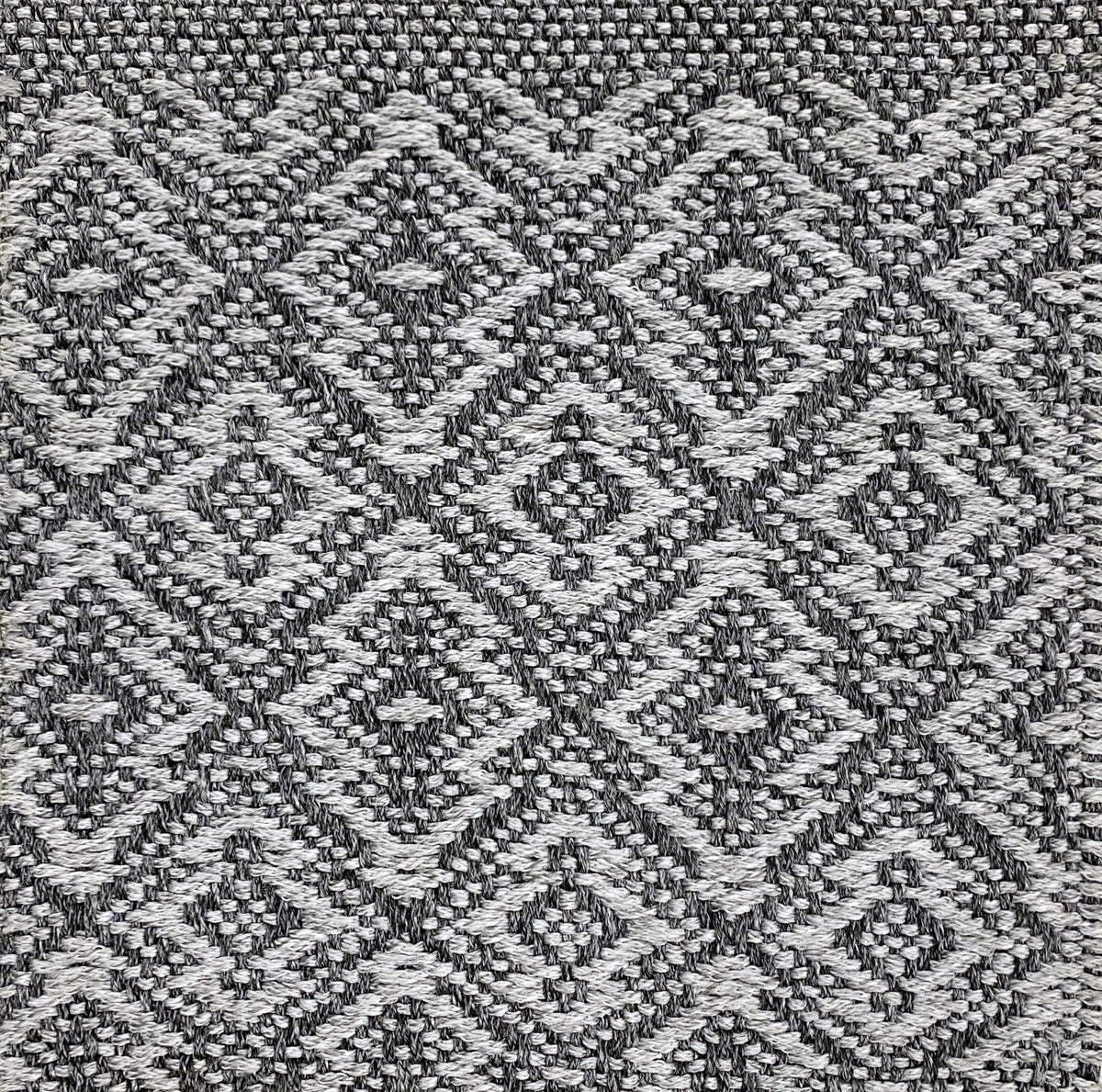 Caprielle Opal Grey Gun Metal carpet sample
