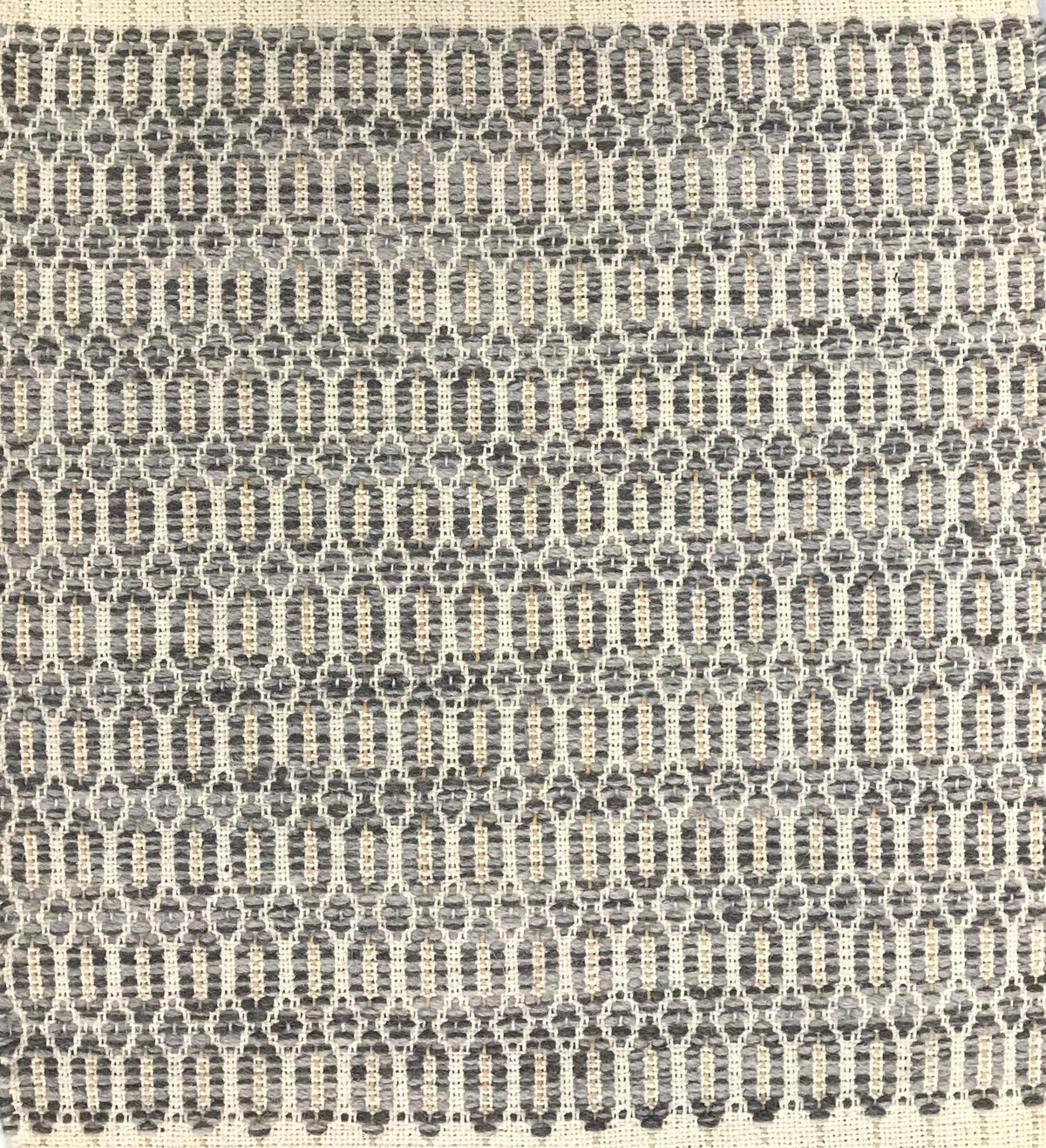 Ginevra Gray / Camel / Brown carpet sample