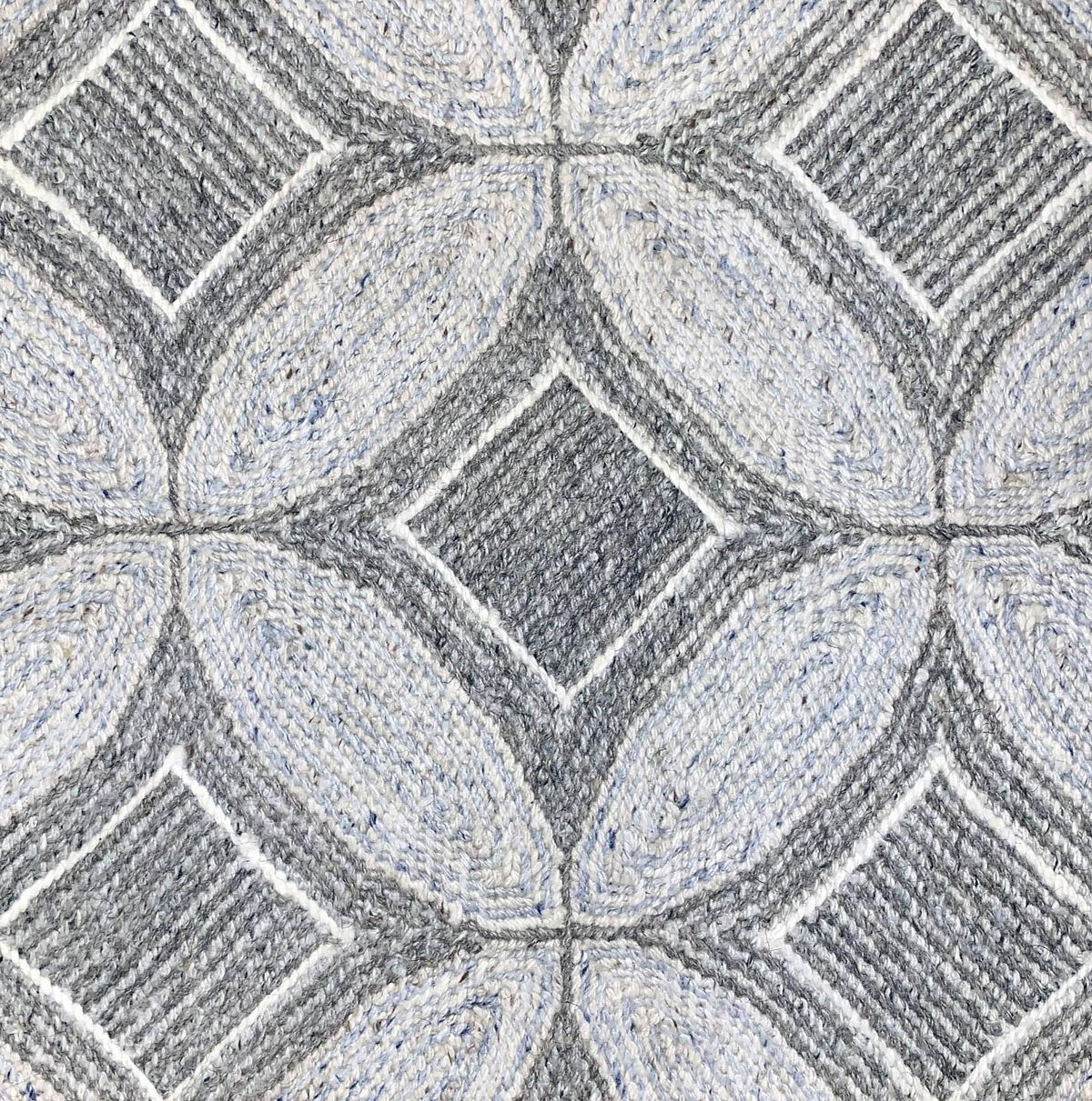 Riverstone Gray / Ivory carpet sample