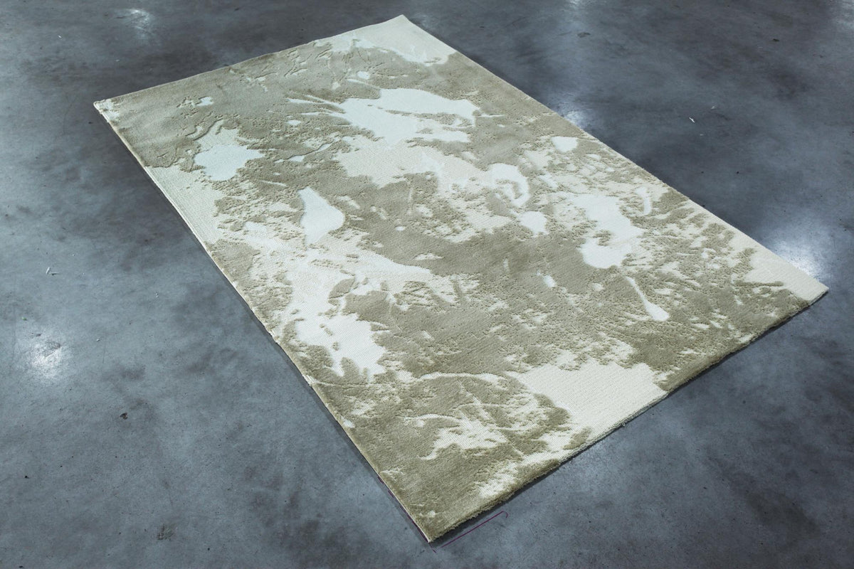 Pollack Taupe Camel White Full Size carpet sample