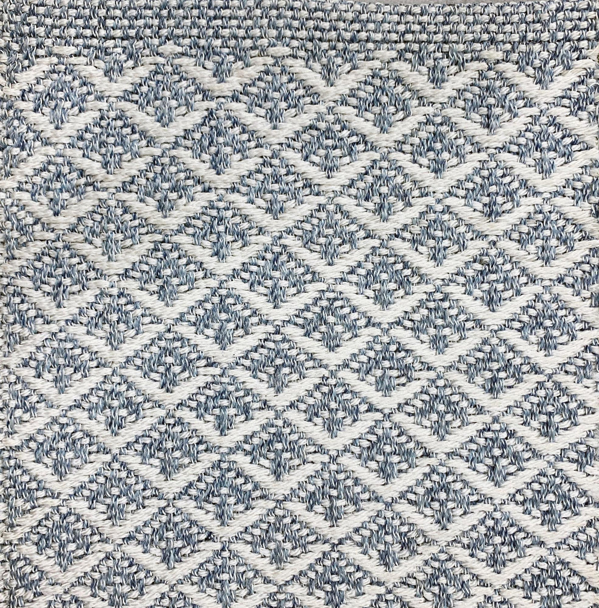 Beaumont Snow White Sterling Blue carpet sample