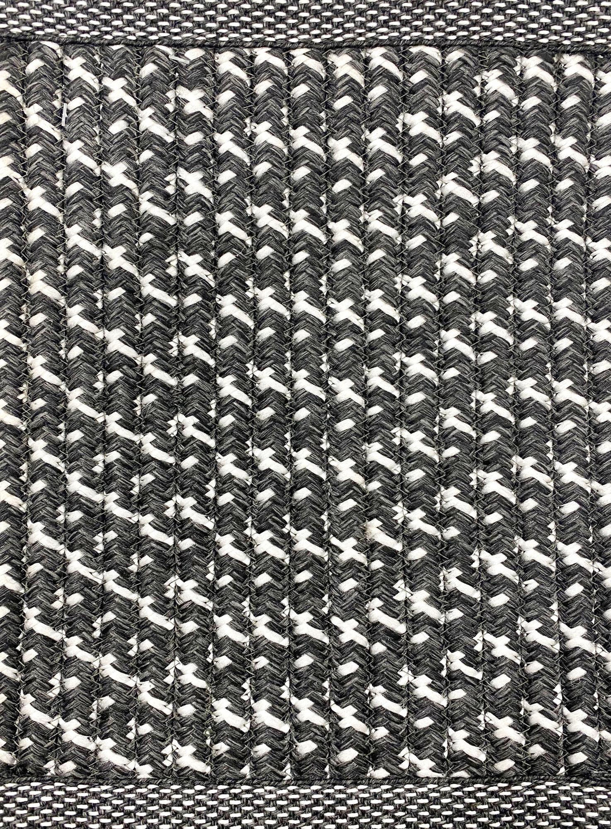 Cressida Mixed Grey, Snow White carpet sample