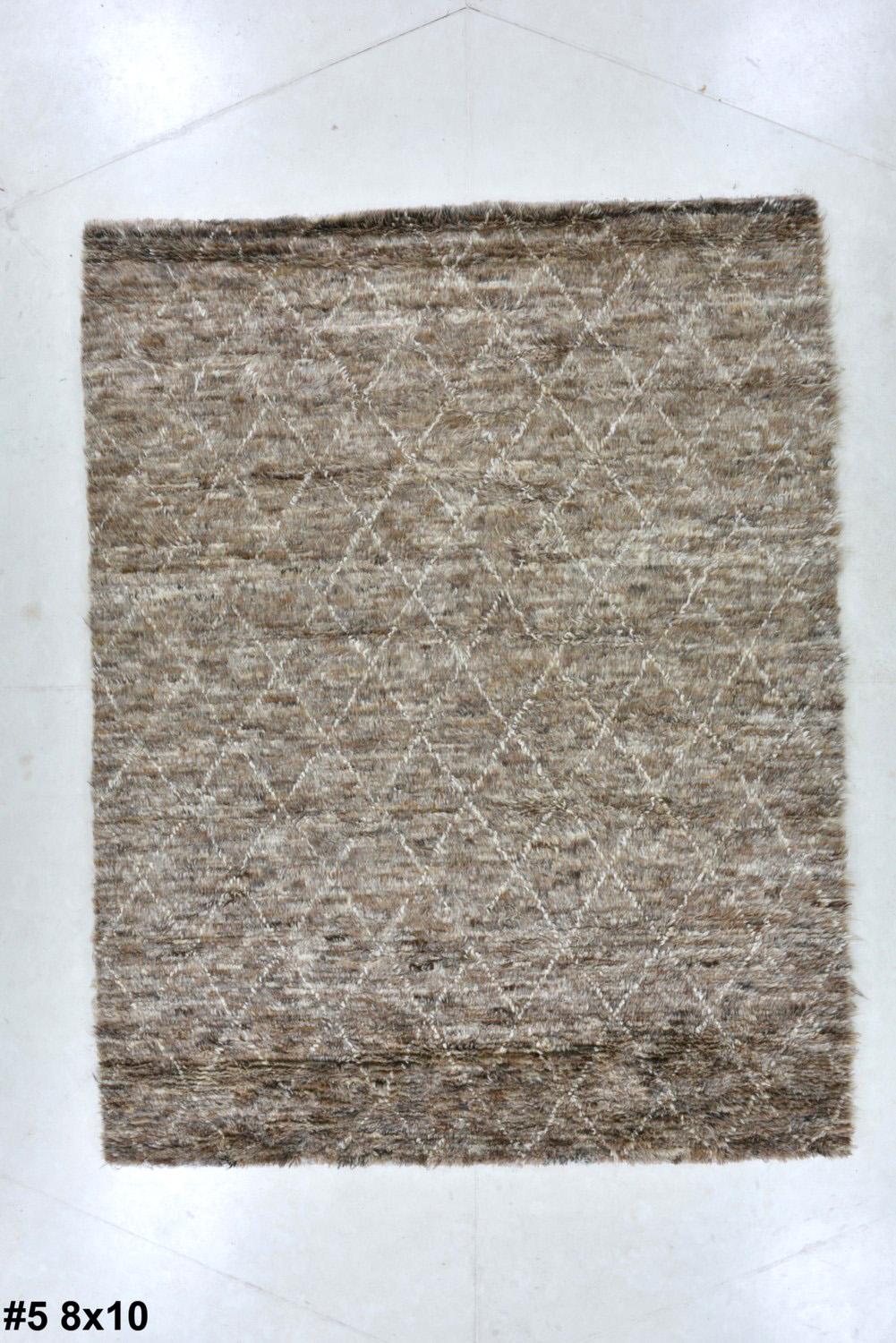 Mirelle White / Camel / Brown carpet sample