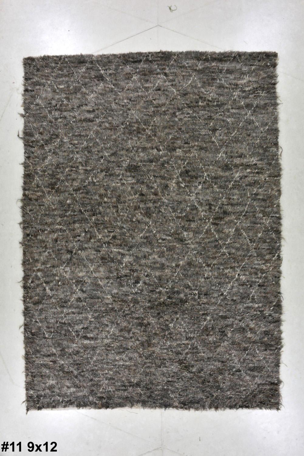 Gisellea Gray / White / Brown carpet sample
