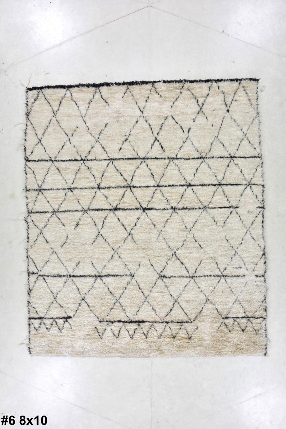 Lumeria Gray / White / Camel carpet sample